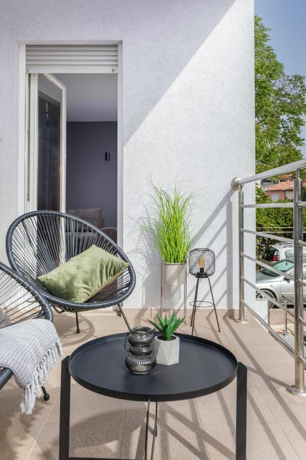 Lux Apartment Teo - New Pula Zewnętrze zdjęcie